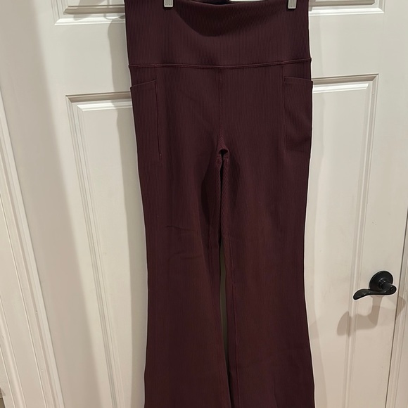 Athleta Salutation Stash Rib Flare - Picture 9 of 9